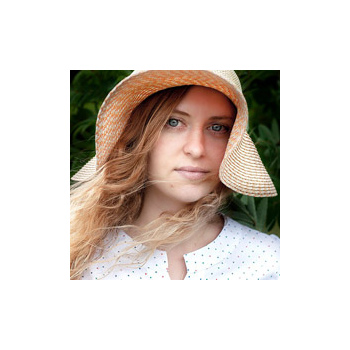 Елена Олейникова
