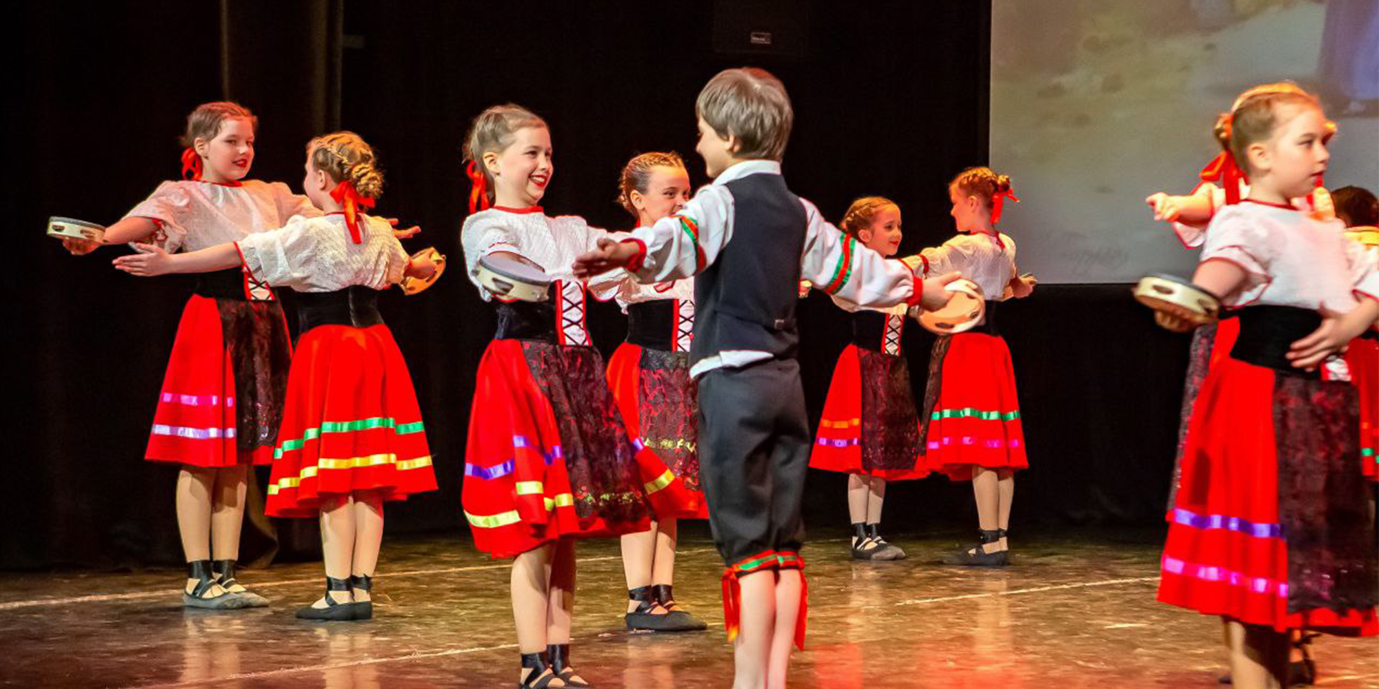 концерт «ДАНК: посвящение в танцоры»